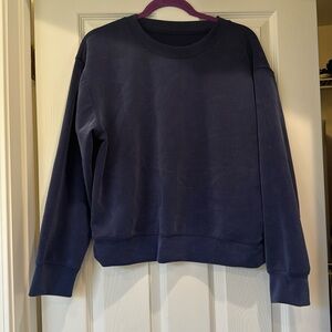 Brushed navy sweatshirt